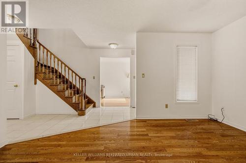 90 Lynette Drive, Hamilton, ON - Indoor Photo Showing Other Room
