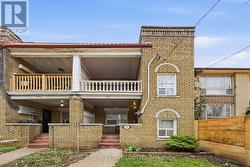 UPPER - 251 HIGH PARK AVENUE  Toronto, ON M6P 2S5