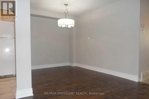135 Activa Avenue, Kitchener, ON - Indoor Photo Showing Other Room