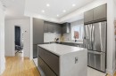Cuisine - 9535 Rue Notre-Dame E., Montréal (Mercier/Hochelaga-Maisonneuve), QC  - Indoor Photo Showing Kitchen With Upgraded Kitchen 