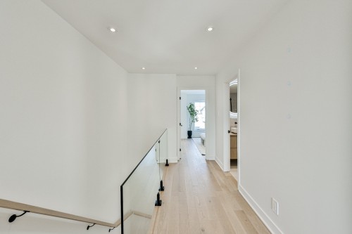 Hall d'entrée/Vestibule - 50 Rue Des Étangs, Lanoraie, QC - Indoor Photo Showing Other Room