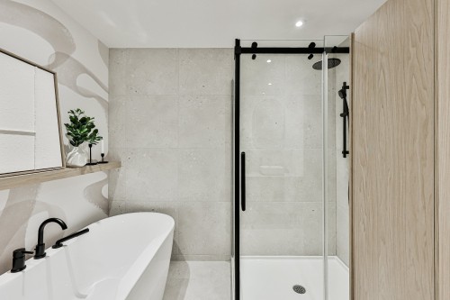 Salle de bains - 50 Rue Des Étangs, Lanoraie, QC - Indoor Photo Showing Bathroom