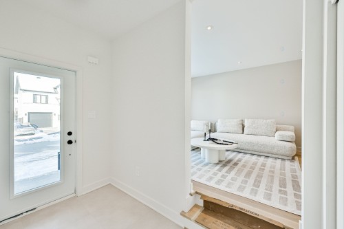 Salon - 36 Rue Des Étangs, Lanoraie, QC - Indoor Photo Showing Other Room