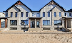 52 Rue des Étangs  Lanoraie, QC J0K 3E0