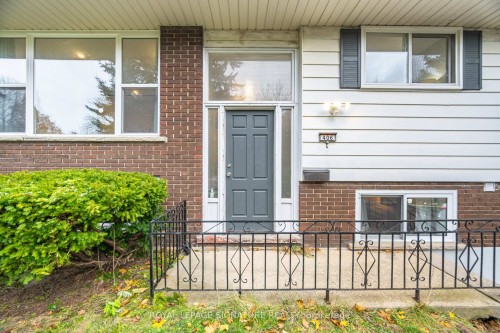 406 Tamarack Drive, Waterloo, ON - Outdoor With Exterior