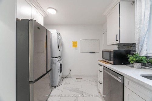 406 Tamarack Drive, Waterloo, ON - Indoor Photo Showing Laundry Room