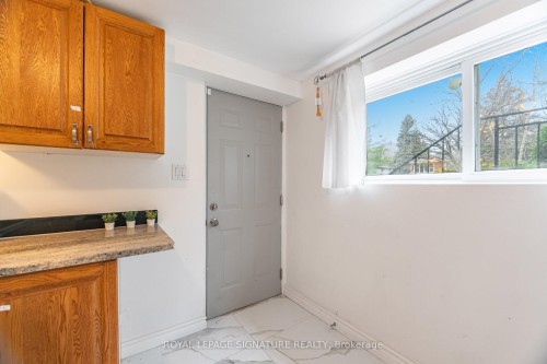 406 Tamarack Drive, Waterloo, ON - Indoor Photo Showing Other Room