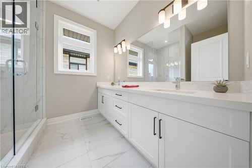 105 Craddock Boulevard, Jarvis, ON - Indoor Photo Showing Bathroom