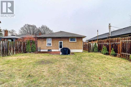Lower Level - 962 Willowdale Avenue, Oshawa, ON - Outdoor