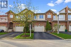 9 LIDDYCOAT Lane Unit# 18  Ancaster, ON L9G 0A7