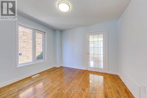 4020 Melfort Crescent, Mississauga, ON - Indoor Photo Showing Other Room