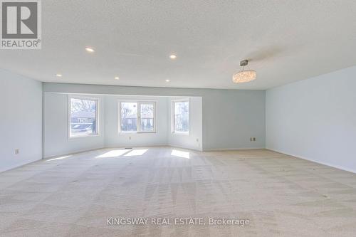 4020 Melfort Crescent, Mississauga, ON - Indoor Photo Showing Other Room