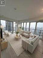 4109 - 634 CHURCH STREET Toronto, ON M4Y 0G9