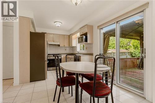 90 Lynnette Drive, Hamilton, ON - Indoor Photo Showing Other Room