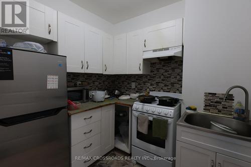 1309 Danforth Road, Toronto, ON - Indoor Photo Showing Kitchen