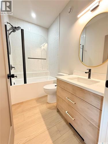 161 Delaet Drive, Weyburn, SK - Indoor Photo Showing Bathroom
