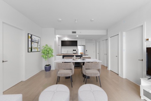 2110-60 Rue de l'Éclipse  Brossard, QC J4Z 0T8