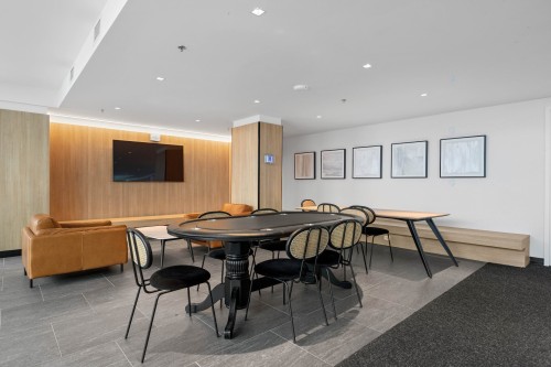 Salle communautaire - 2110-60 Rue De L'Éclipse, Brossard, QC - Indoor Photo Showing Dining Room