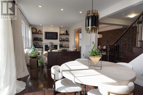 103 Glazebrook Crescent, Cambridge, ON - Indoor Photo Showing Dining Room