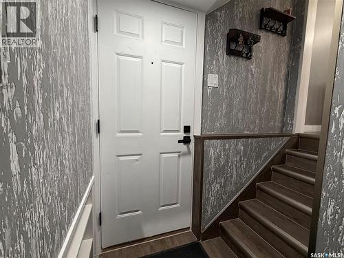 1128 Sidney Street E, Swift Current, SK - Indoor Photo Showing Other Room