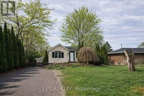 228 Pine Cove Road, Burlington, ON - Outdoor