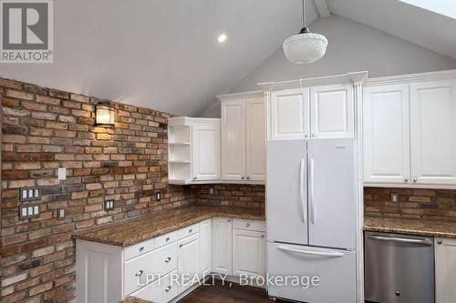 228 Pine Cove Road, Burlington, ON - Indoor Photo Showing Kitchen