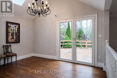 228 Pine Cove Road, Burlington, ON - Indoor Photo Showing Other Room