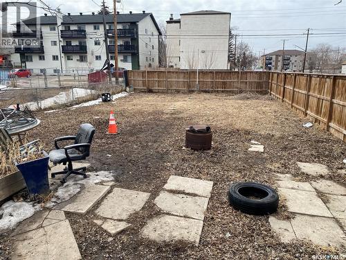 201 U Avenue S, Saskatoon, SK - Outdoor