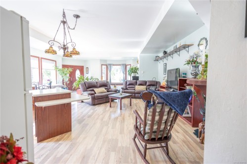 662/660 Rockingham Rd, Langford, BC 