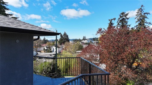 662/660 Rockingham Rd, Langford, BC 