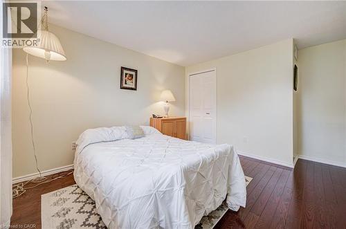 207 Stoke Drive, Kitchener, ON - Indoor Photo Showing Bedroom