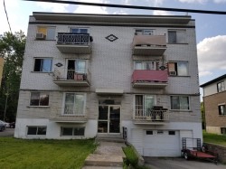 4-5840 Rue Alphonse  Brossard, QC J4Z 1C1