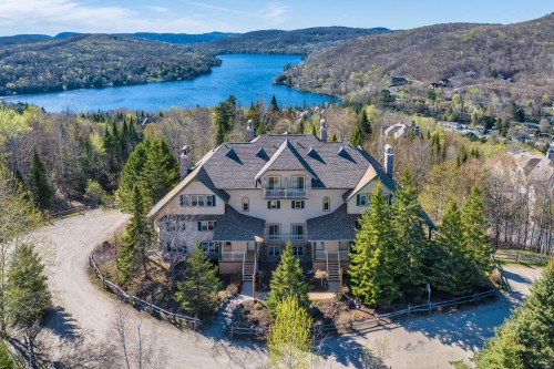4-175 Rue du Mont-Plaisant  Mont-Tremblant, QC J8E 1L2