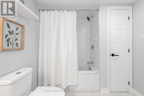 138 - 541 Takamose Private, Ottawa, ON - Indoor Photo Showing Bathroom