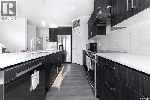 1038 Childers Court, Saskatoon, SK - Indoor Photo Showing Kitchen With Upgraded Kitchen