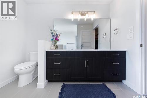 1038 Childers Court, Saskatoon, SK - Indoor Photo Showing Bathroom