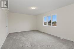 Primary Bedroom - 