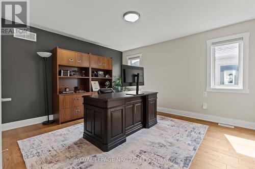 271 Memorial Park Drive, Welland (Lincoln/Crowland), ON - Indoor Photo Showing Office