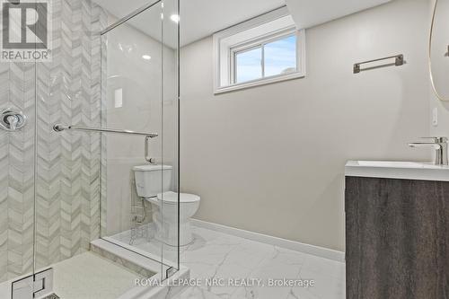 271 Memorial Park Drive, Welland (Lincoln/Crowland), ON - Indoor Photo Showing Bathroom