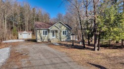 104 Rue Francis Sainte-Sophie, QC J5J 0C2