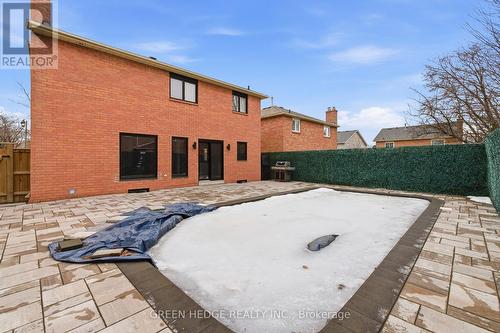 33 Dagwell Crescent, Ajax, ON - Outdoor