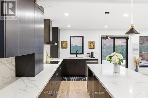 33 Dagwell Crescent, Ajax, ON - Indoor Photo Showing Kitchen