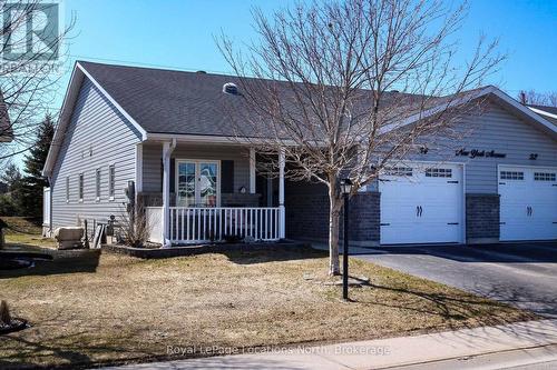 54 NEW YORK AVENUE  Wasaga Beach, ON L9Z 3A8