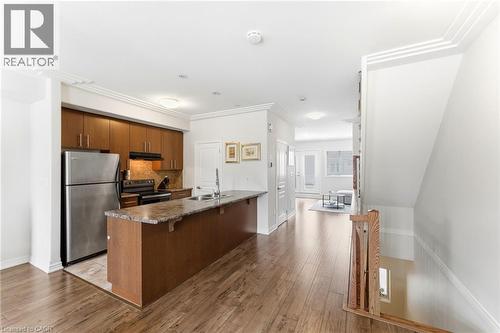 362 E Plains Road E Unit# 32, Burlington, ON - Indoor Photo Showing Kitchen With Double Sink