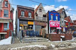 38 KENSINGTON AVENUE  Toronto, ON M5T 2J9
