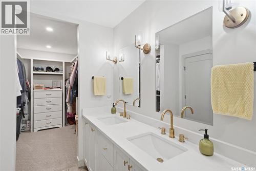 1314 Empress Avenue, Saskatoon, SK - Indoor Photo Showing Bathroom