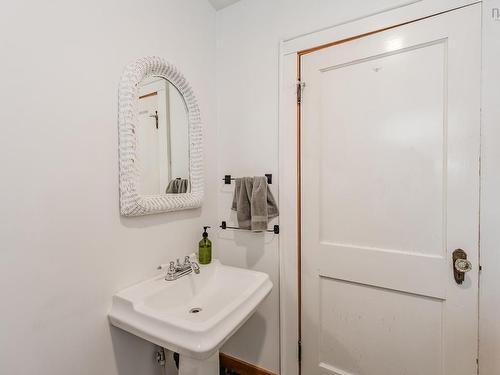 8882 Highway 1, Meteghan River, NS 