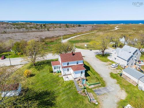 8882 Highway 1, Meteghan River, NS 
