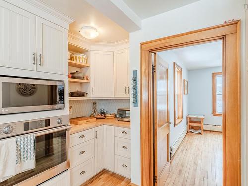 8882 Highway 1, Meteghan River, NS 