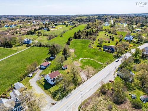 8882 Highway 1, Meteghan River, NS 